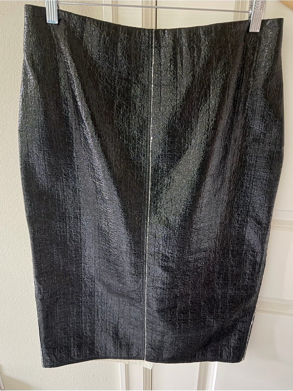 St. John Black Textured Pencil Skirt size 10